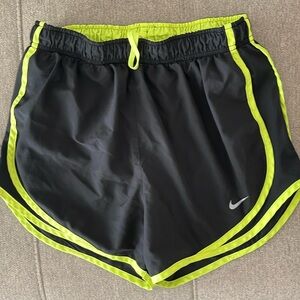 Nike dri fit shorts small